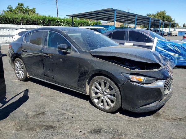 2021 MAZDA 3