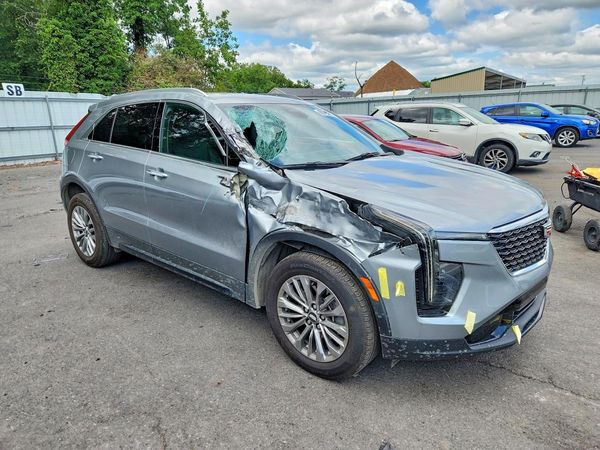 2025 CADILLAC XT4