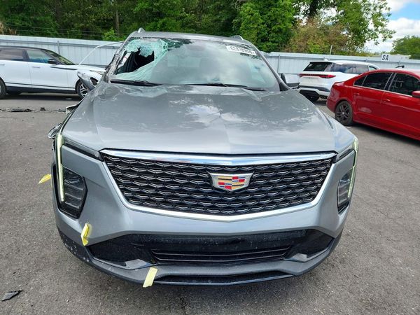 2025 CADILLAC XT4