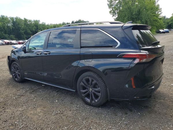 2021 TOYOTA SIENNA XSE Plus Package