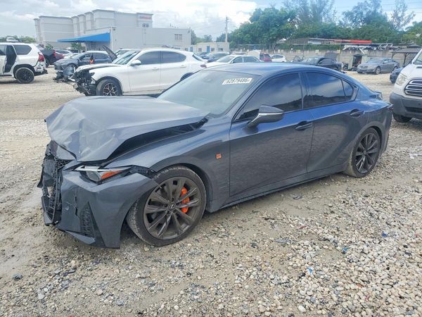 2021 LEXUS IS