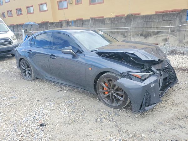 2021 LEXUS IS