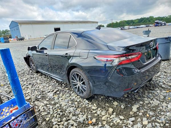 2021 TOYOTA CAMRY