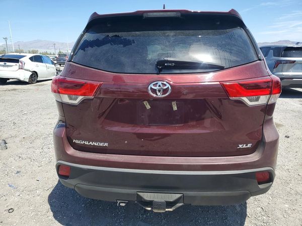 2018 TOYOTA HIGHLANDER SE/XLE
