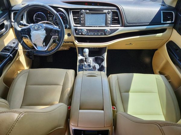 2018 TOYOTA HIGHLANDER SE/XLE