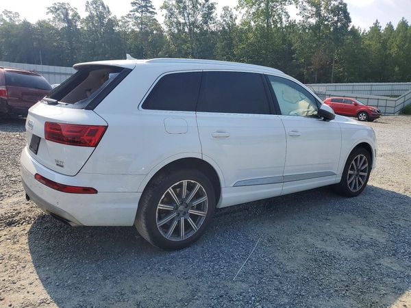 2018 AUDI Q7