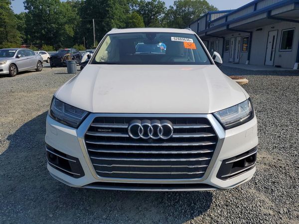 2018 AUDI Q7