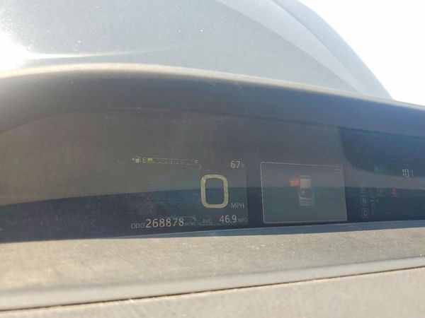2016 TOYOTA PRIUS