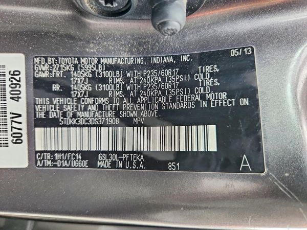 2013 TOYOTA SIENNA