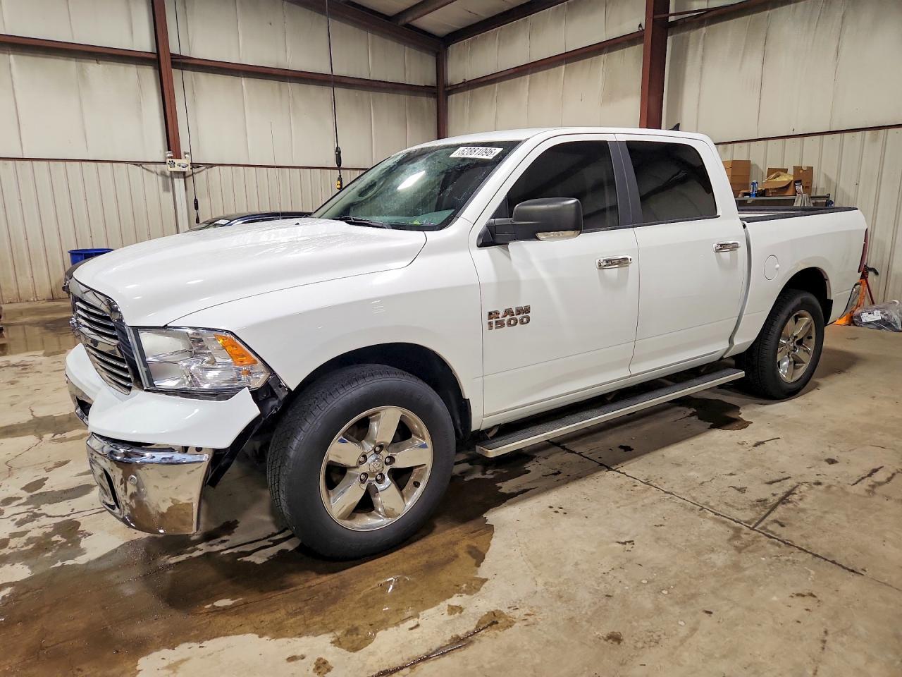 2017 RAM 1500 SLT CREW CAB 4X4