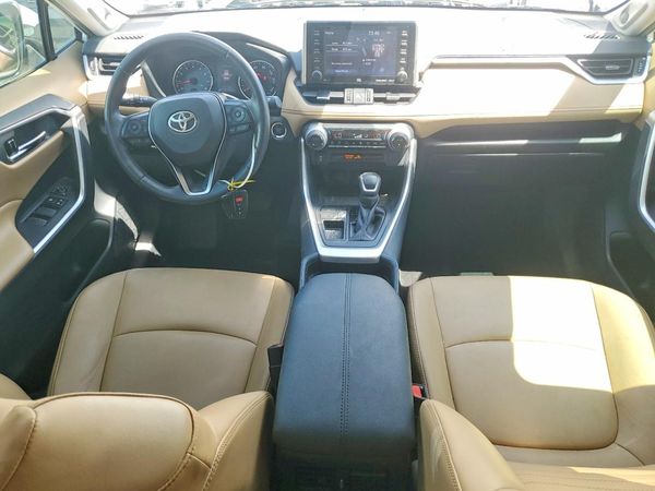 2019 TOYOTA RAV4 XLE Premium