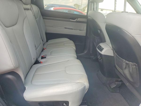 2021 HYUNDAI PALISADE SEL w/ Premium Pkg