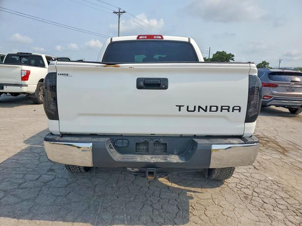 2016 TOYOTA TUNDRA SR5