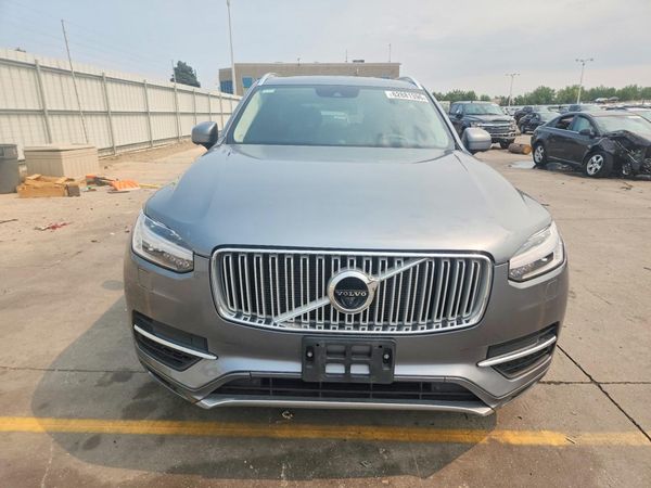 2019 VOLVO XC90
