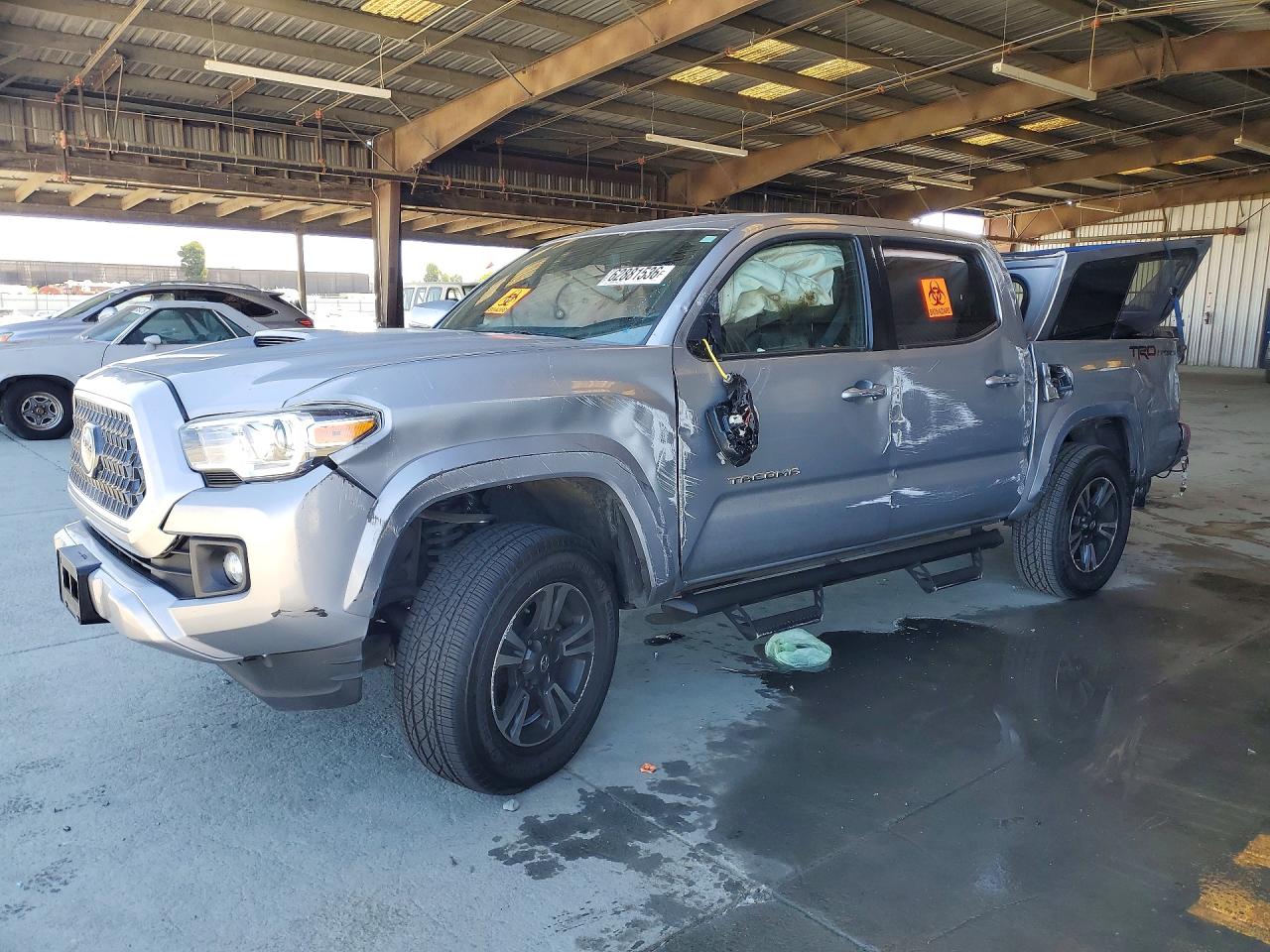 2018 TOYOTA TACOMA