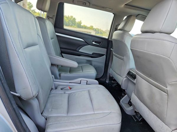 2017 TOYOTA HIGHLANDER SE/XLE