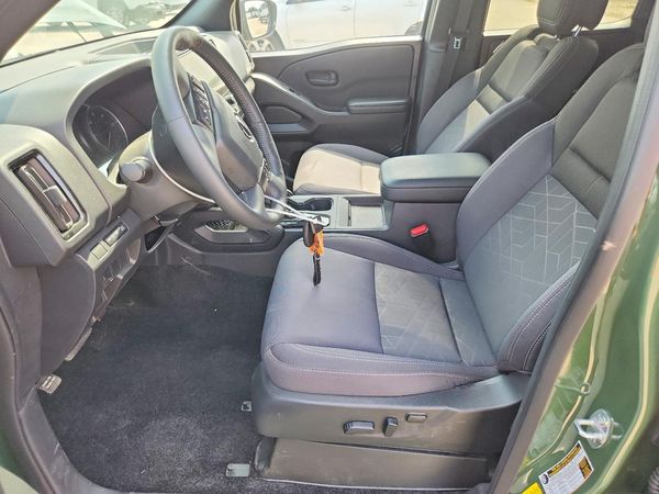 2026 NISSAN FRONTIER