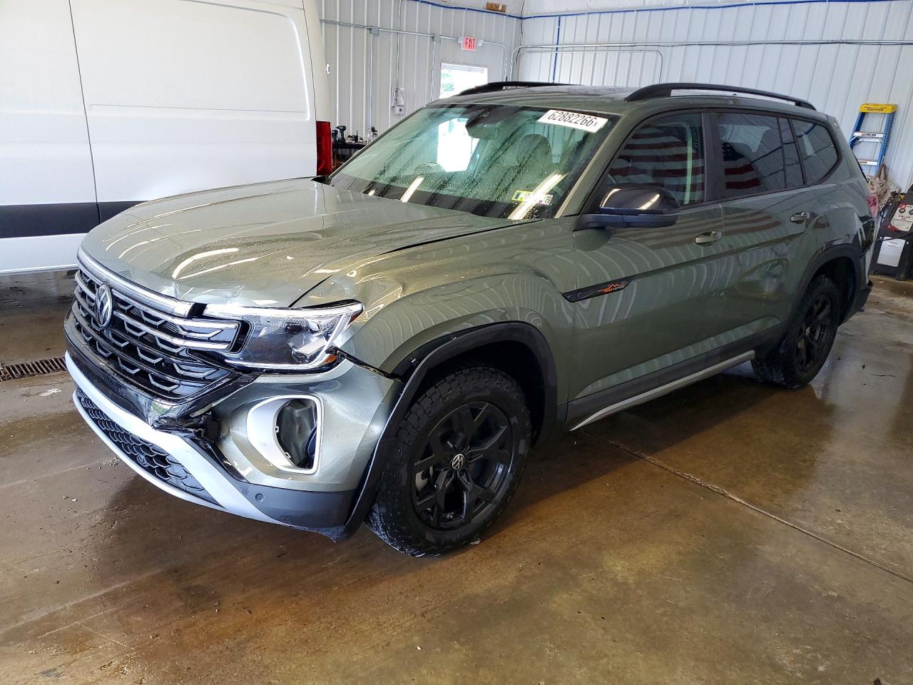 2024 VOLKSWAGEN ATLAS 4Motion Peak Edition SE
