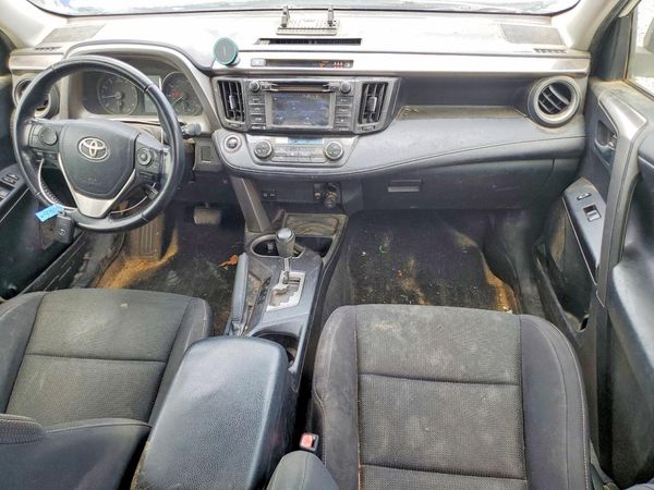 2017 TOYOTA RAV4 XLE