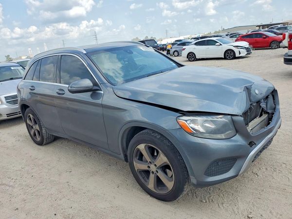 2017 MERCEDES-BENZ GLC GLC300