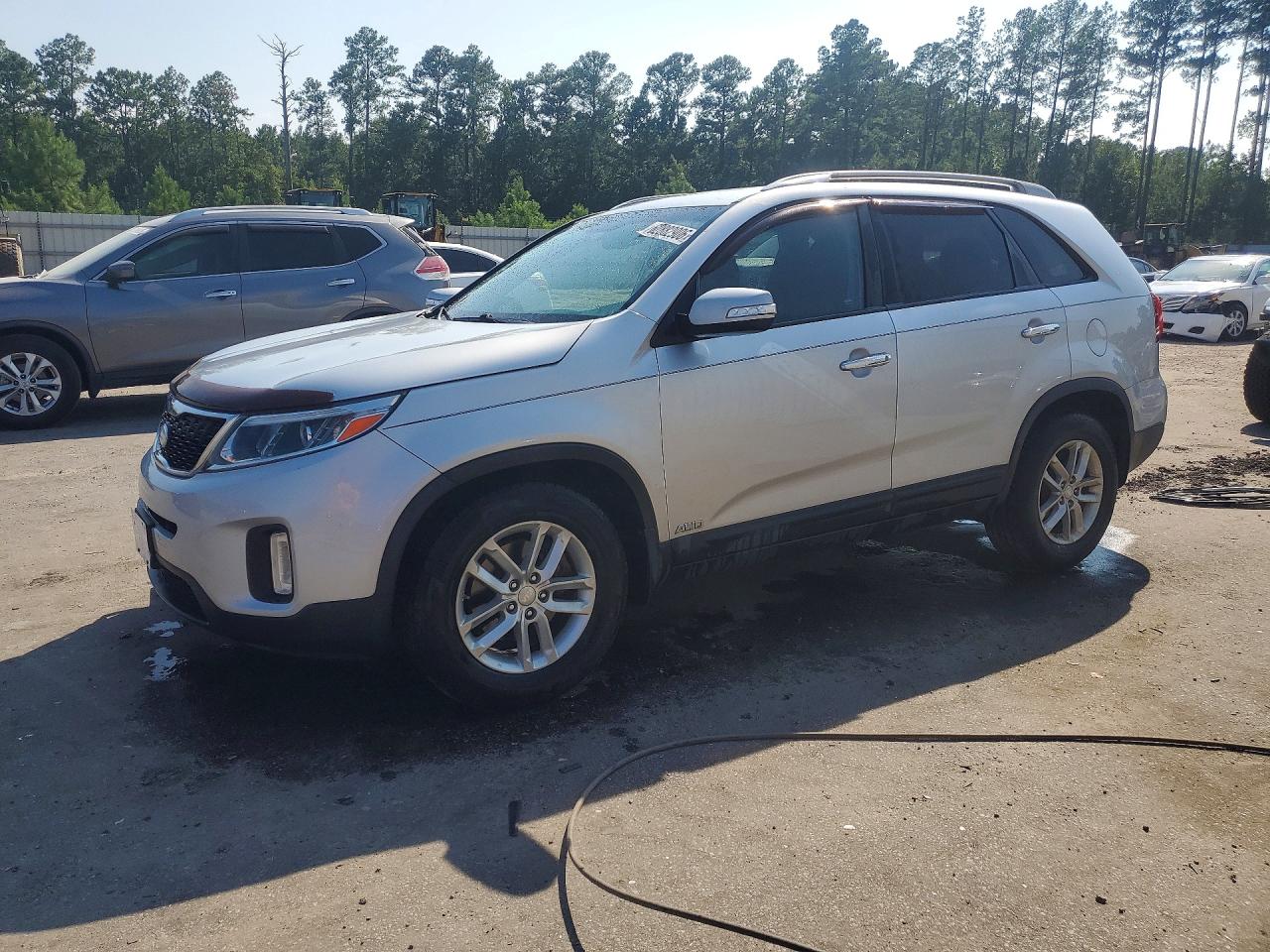 2015 KIA SORENTO GL