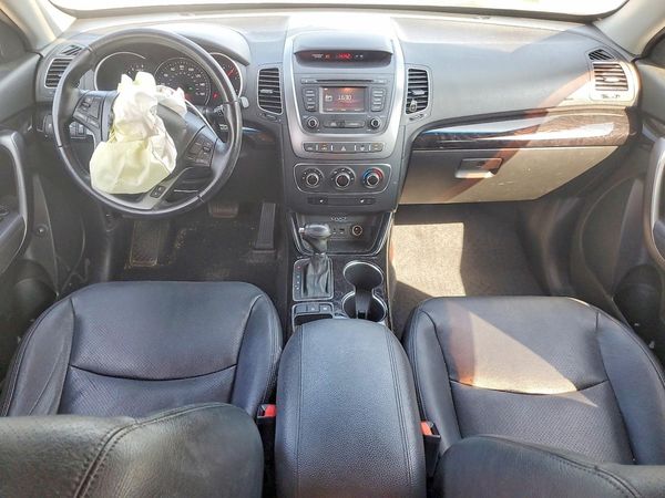 2015 KIA SORENTO GL