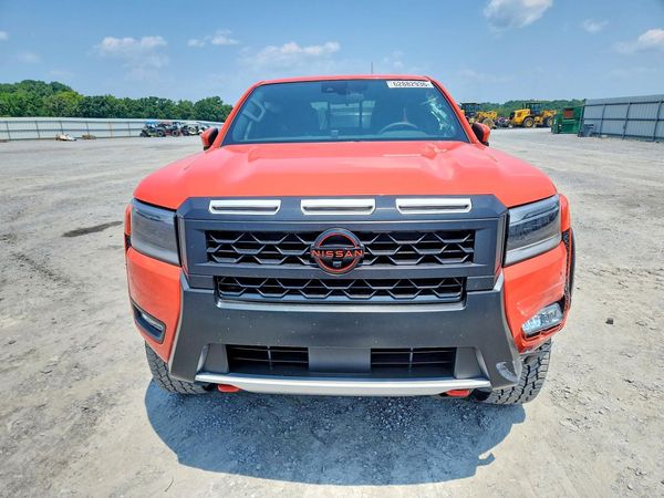 2025 NISSAN FRONTIER