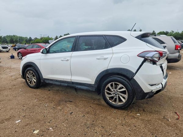 2017 HYUNDAI TUCSON SE (no options)
