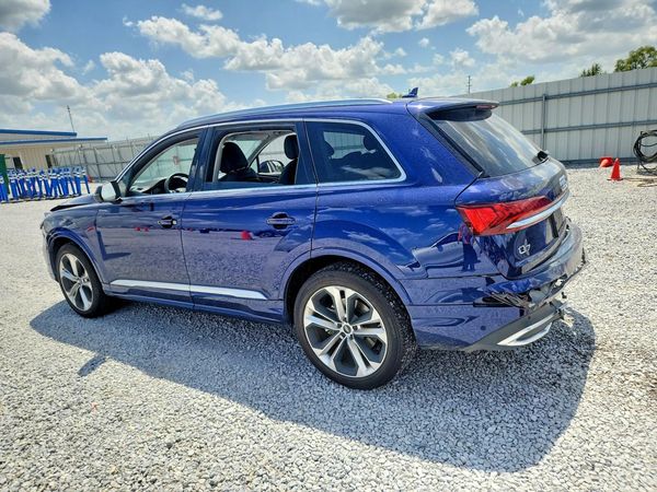 2023 AUDI Q7