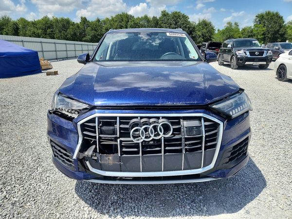 2023 AUDI Q7