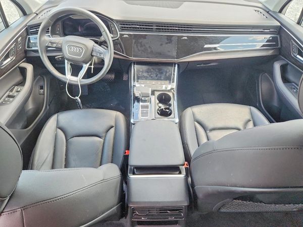 2023 AUDI Q7