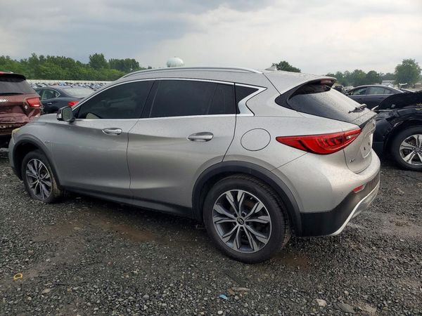 2017 INFINITI QX30