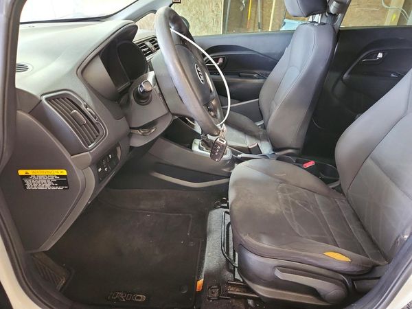 2016 KIA RIO LX A/T