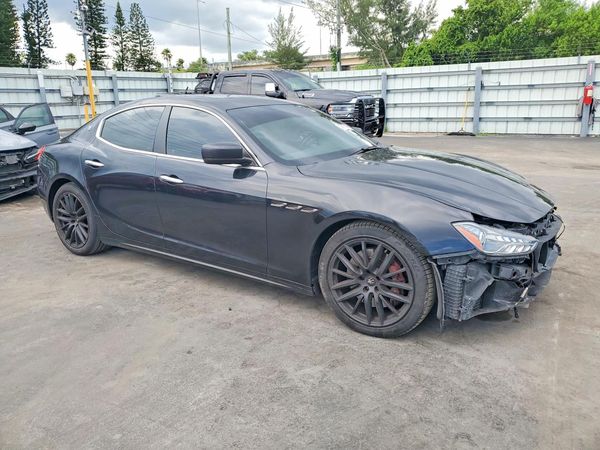 2015 MASERATI GHIBLI