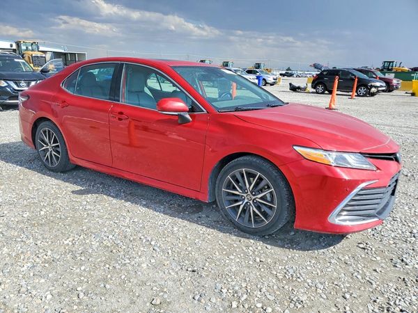 2023 TOYOTA CAMRY XLE
