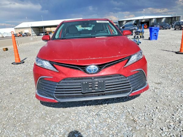 2023 TOYOTA CAMRY XLE