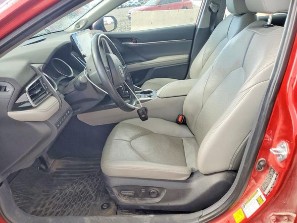 2023 TOYOTA CAMRY XLE