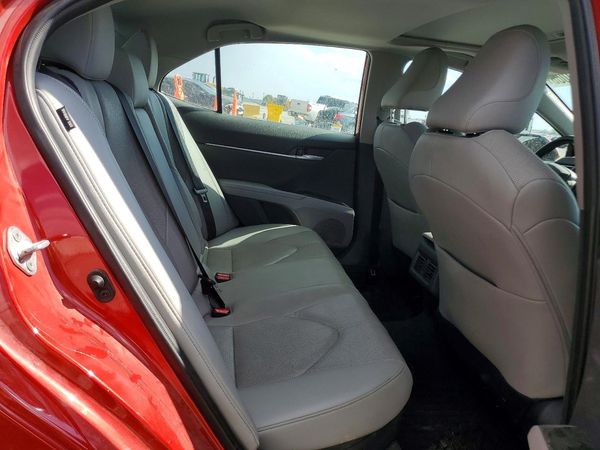 2023 TOYOTA CAMRY XLE