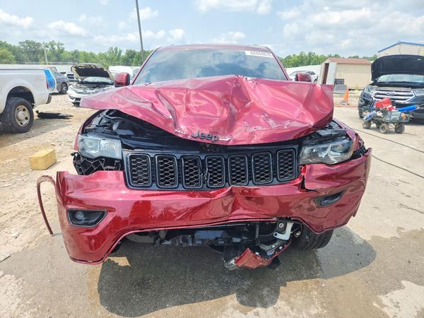 2020 JEEP GRAND CHEROKEE Laredo