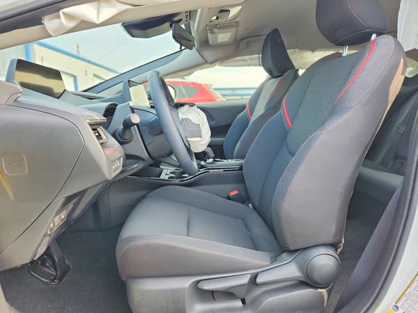 2026 TOYOTA PRIUS — DENT