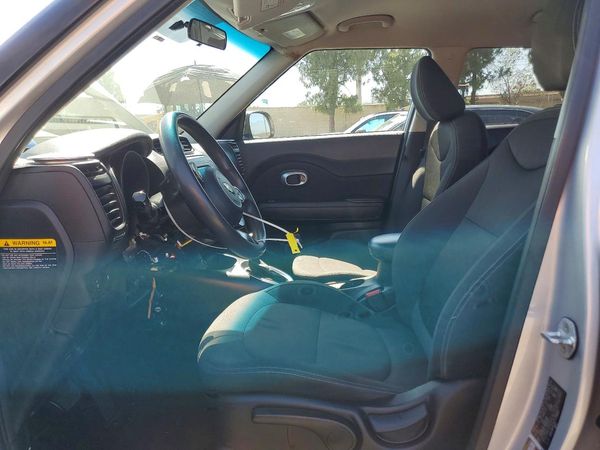 2015 KIA SOUL GL(Middle-low grade)
