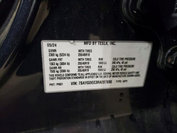 2024 TESLA MODEL Y