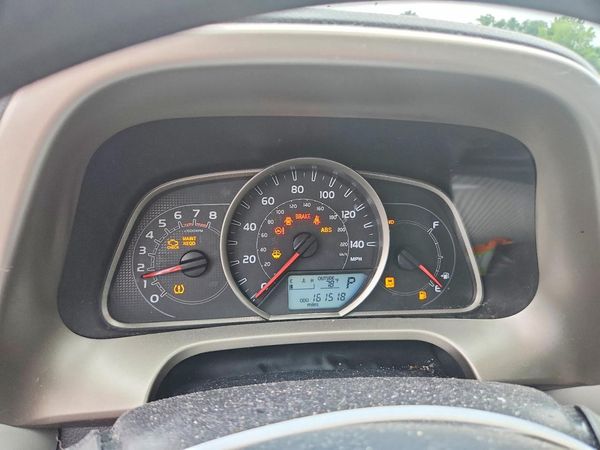 2015 TOYOTA RAV4 LE (X Grade)