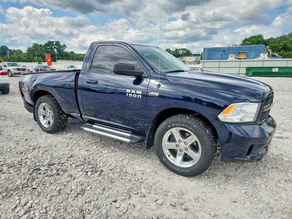 2015 RAM 1500 ST REG CAB 4X2
