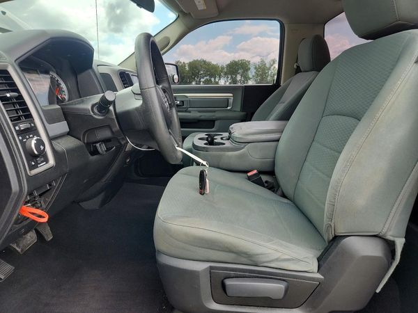 2015 RAM 1500 ST REG CAB 4X2