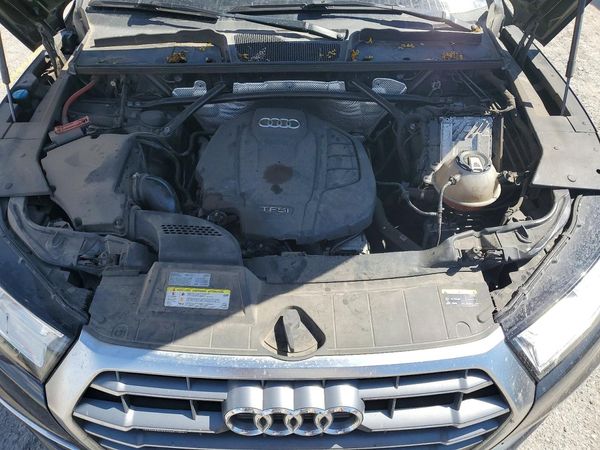 2018 AUDI Q5 quattro Premium Plus