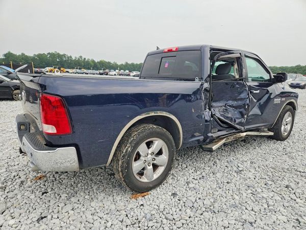 2013 RAM 1500 SLT