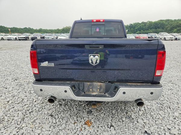 2013 RAM 1500 SLT