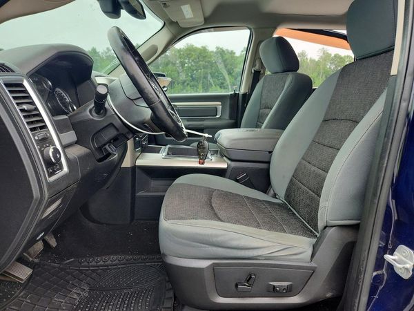 2013 RAM 1500 SLT