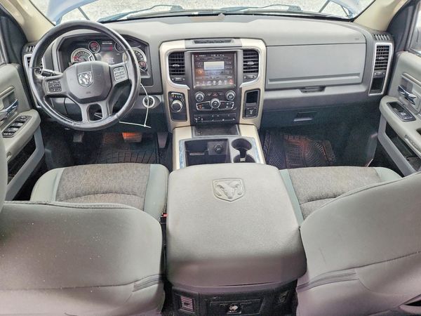 2013 RAM 1500 SLT